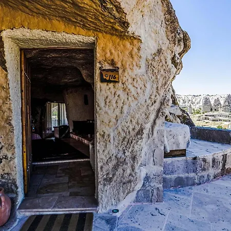 Kelebek Cave 3*
