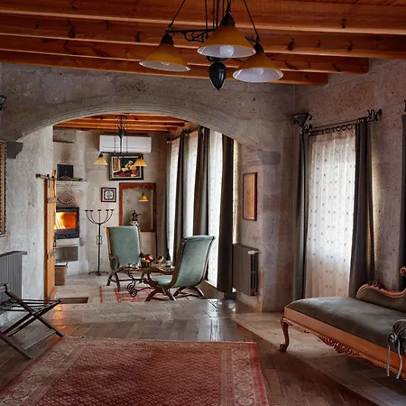 Kelebek Cave 3* Гореме