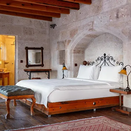 Kelebek Special Cave & Hotel 3*