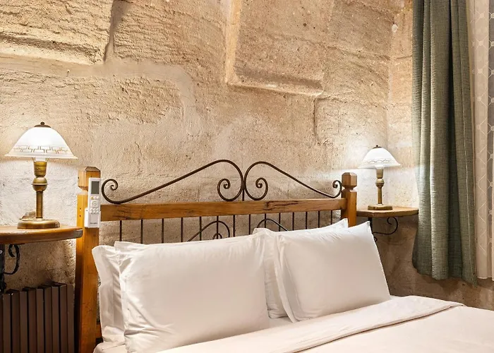 Kelebek Cave Гореме